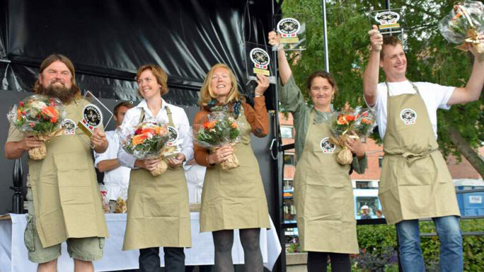 De fikk Spesialitet-merke på Matstreif – fra venstre Bjørge Madsen (Skjærgaarden gartneri), Åse Torvik (Mosbøen gård), Anja Kastnes (Sæterstad gård), Maiella de Roos (Lofoten Gårdsysteri) og Dag Fredrik Eftedal (Svanepotet).