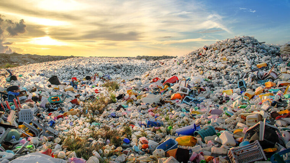 FOSSIL PLAST: – En avgift på fossil plast er et veldig viktig steg for å få til et grønt skifte til mer fornybar materialbruk, sier Marius Gjerset i Zero. (Foto: Shutterstock)