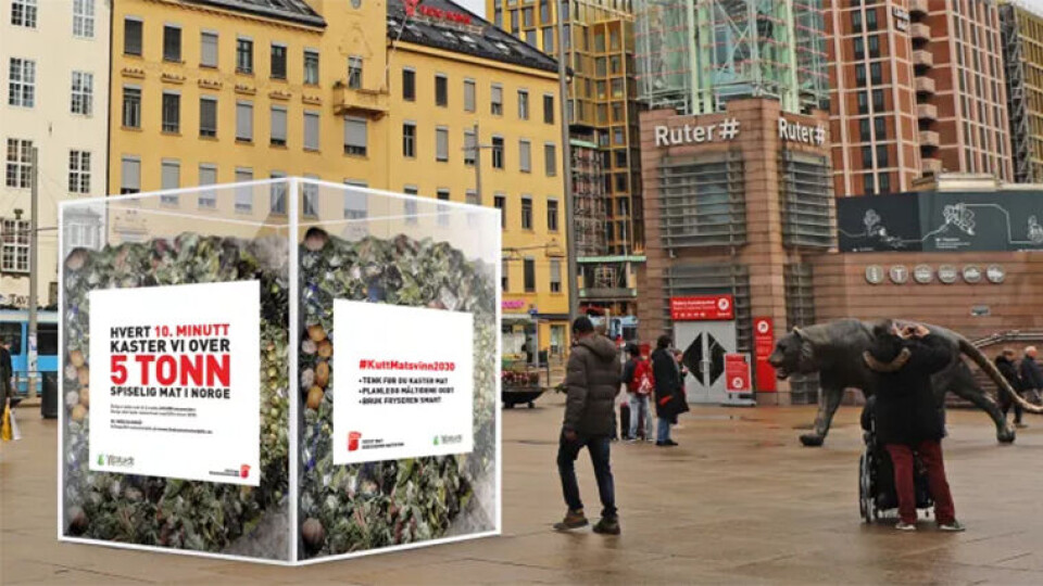 Installasjon: Fem tonn matsvinn skal vises frem på Oslo S på mandag. (Foto: Findus)