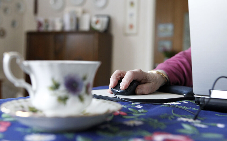 Foto Ikke uventet, særlig etter koronaperioden, tror forskerne at digitale løsninger i 2030 har fått enda flere brukere blant de eldre. Foto: Berit Roald / NTB scanpix