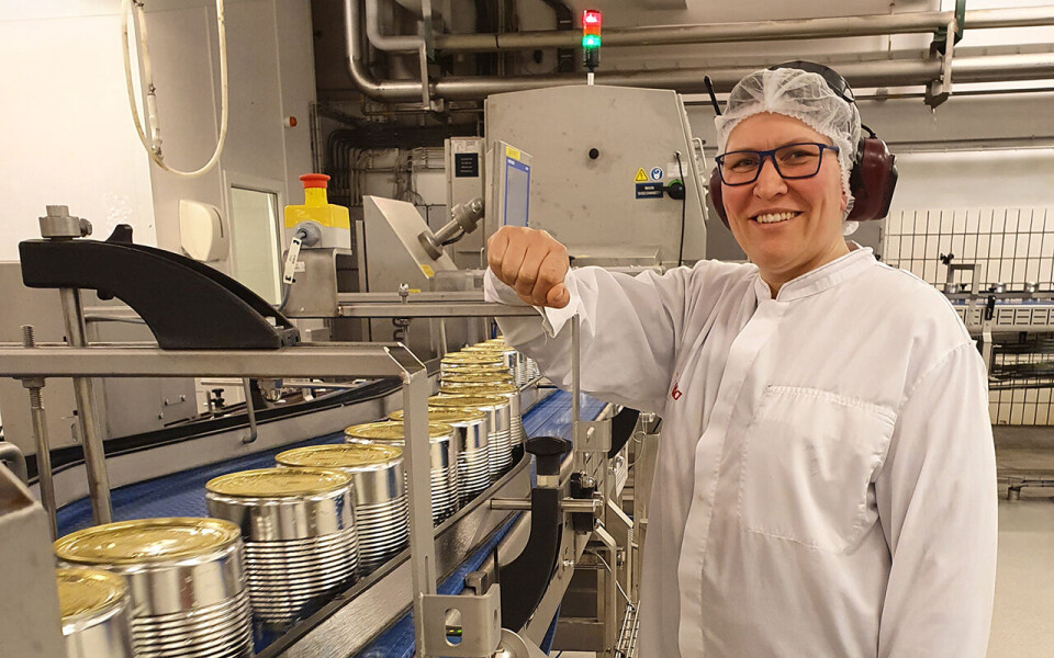 Foto Lill Tove Hansen er lokal hovedtillitsvalgt for NNN ved Stabburet i Fredrikstad. Hun roser samarbeidet med lokal og sentral ledelse i Orkla under koronakrisen. Foto: Fabrikksjef Hans Arnulf