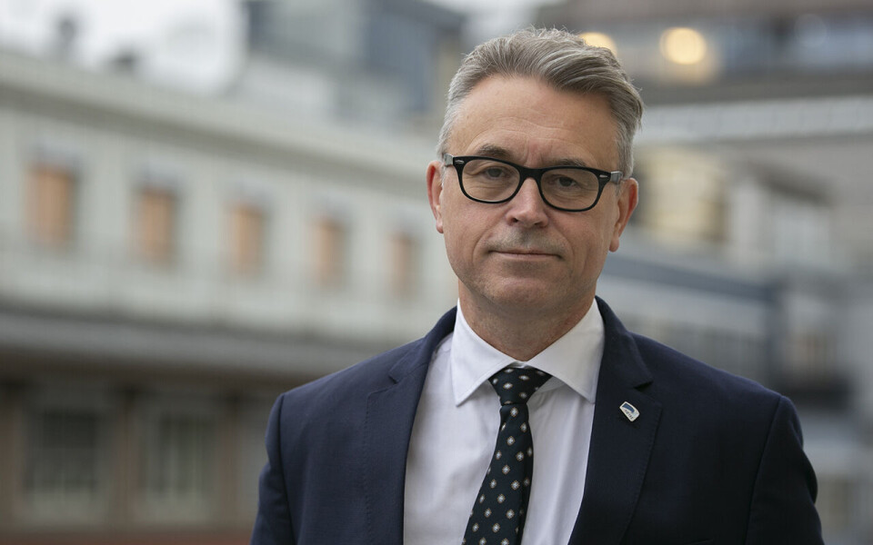 Fiskeri- og sjømatminister Odd Emil Ingebrigtsen er glad for at britene utsetter strengere improtkrav for norsk sjømat..