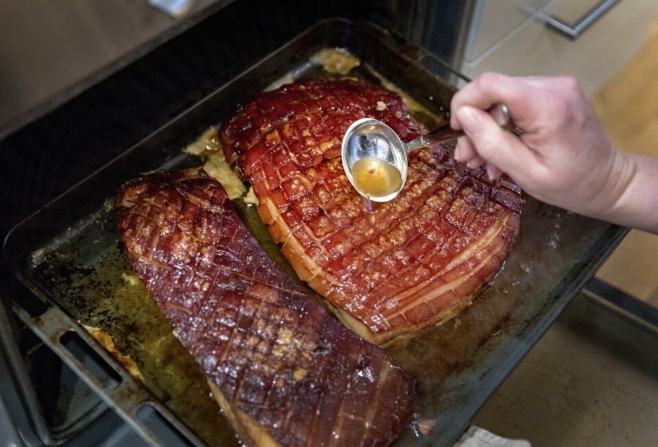 Koronapandemien og høy etterspørsel fører til at det blir importert mer ribbe enn normalt inn mot jul. Foto: Gorm Kallestad, NTB
