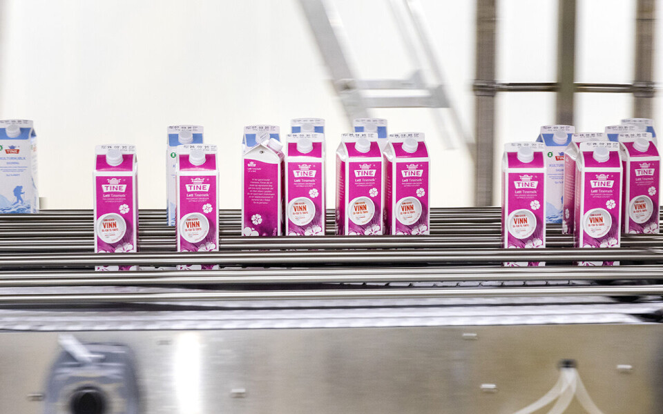 Tine hjelper Ukraina og skal sende 40.000 liter melk nedover.