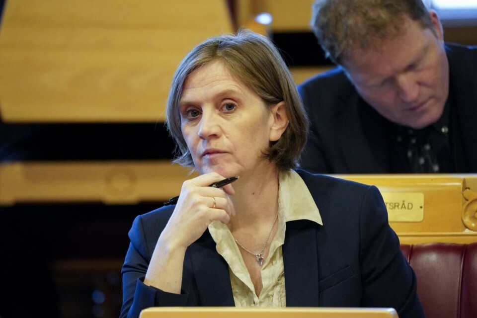 Forbrukerministeren mener sinte kunder kan stramme opp dagligvarebransjen
