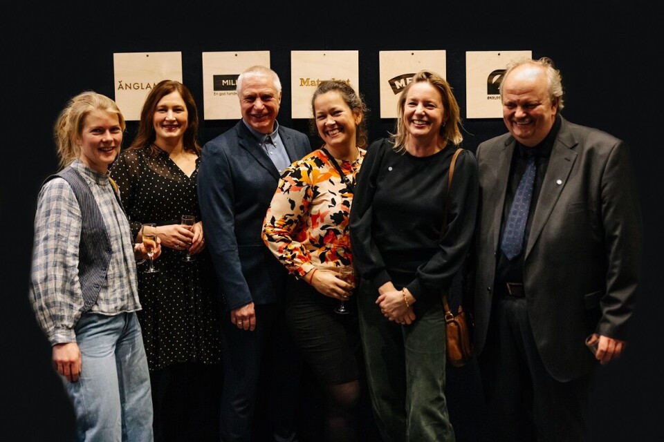 Nesten hele styret i Norsk Gardsost dro til Oslo for å motta Matprisen. Fra venstre: Ragnhild Nordbø, Anna Karoline Ness, Svein Johnsen, Camilla Sæbjørnsen, Ragna Kronstad og Jørn Martinsen. Foto: Magnus Gulliksen / Matprisen