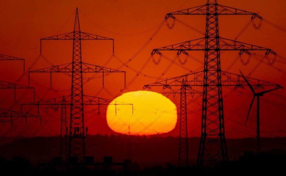 Energi anses som et av de knappeste ressursene, viser en ny, global undersøkelse. Ressursmangel har ført til økte kostnader for 37 prosent av bedriftene, samt forstyrrelser i forsyningskjeder for 27 prosent og produksjonsstans for 25 prosent. Foto: Michael Probst | AP | NTB