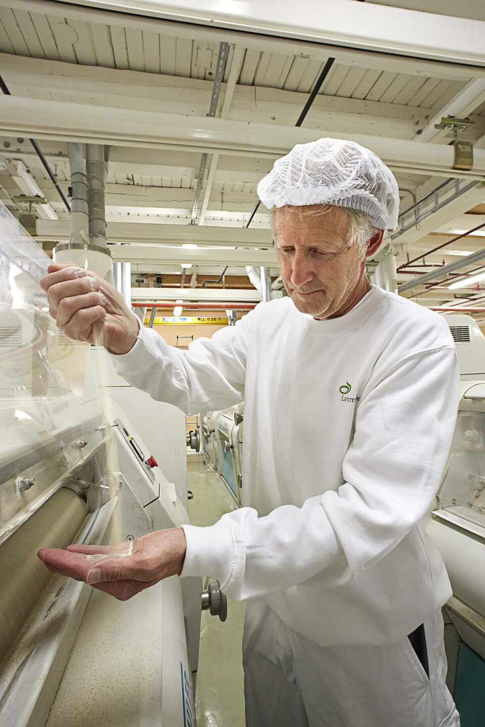 Foto STENGT: Ingen uvedkommende inn i produksjonen hos møllemester Lars Åge Presterud på Bjølsen. Foto: Atle Johnsen | Image Photo