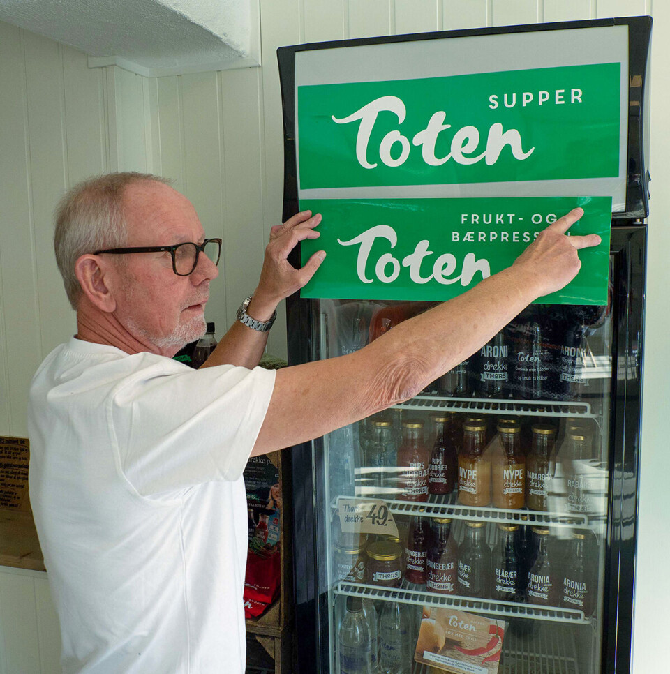 Foto Thor Selmer Hansen legger mer vekt på «Toten»-navnet når han satser på både supper og frukt- og bærpresseri. Foto: Georg Mathisen