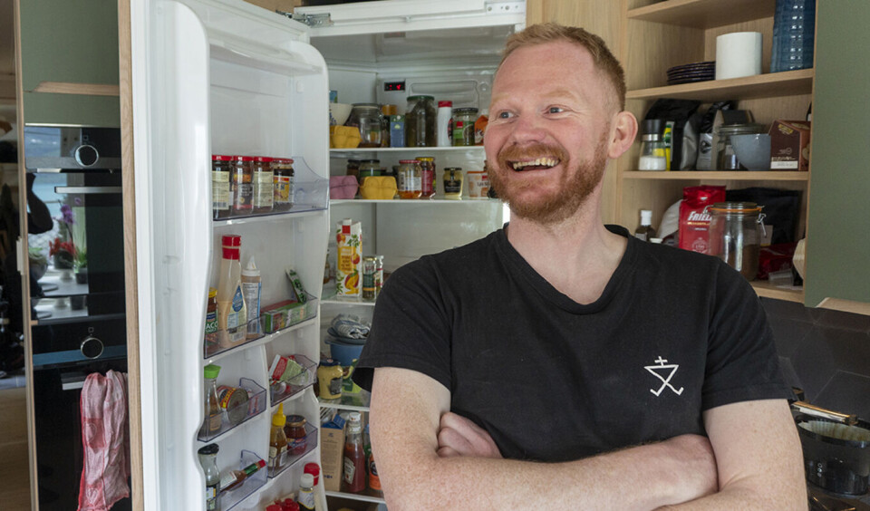 Foto VELFYLT: Slik ser det ut i kjøleskapet hjemme hos Olav L. Bleie.