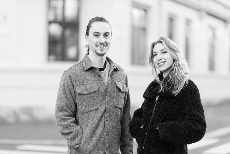 Foto Carl Fredrik Nordberg Schjøtt-Falster og Amanda Kausland i Fly Chicken.