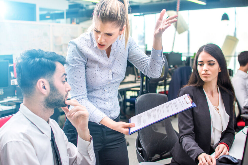 Det kan være vanskelig å si ifra til sjefen dersom hun behandler deg på en måte som gjør deg ukomfortabel.