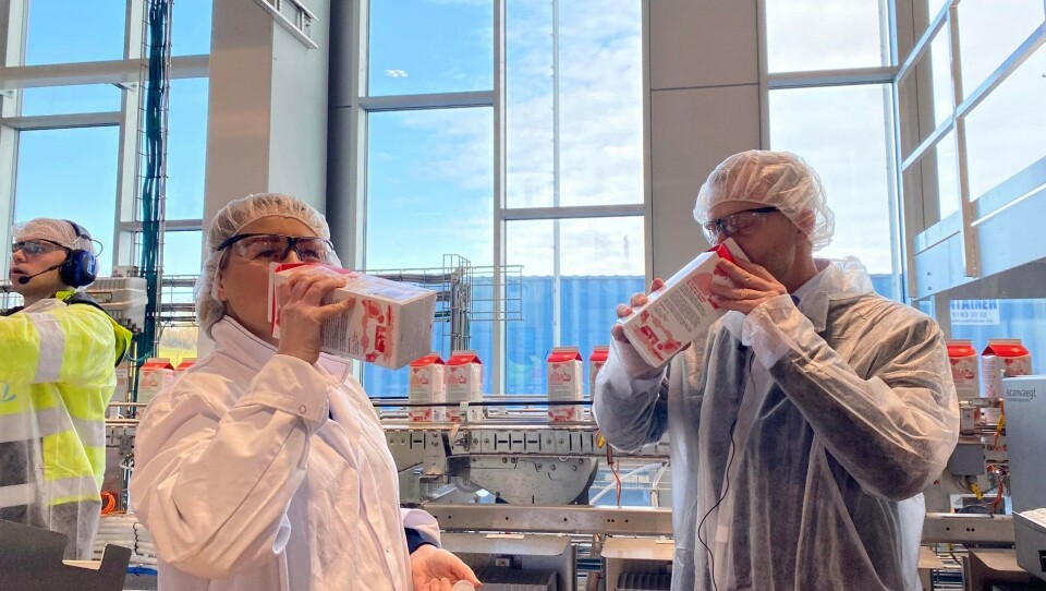 Første slurk fra ny melkelinje