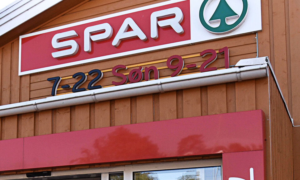 Spar-kjøpmann kutter åpningstiden på grunn av dyr strøm